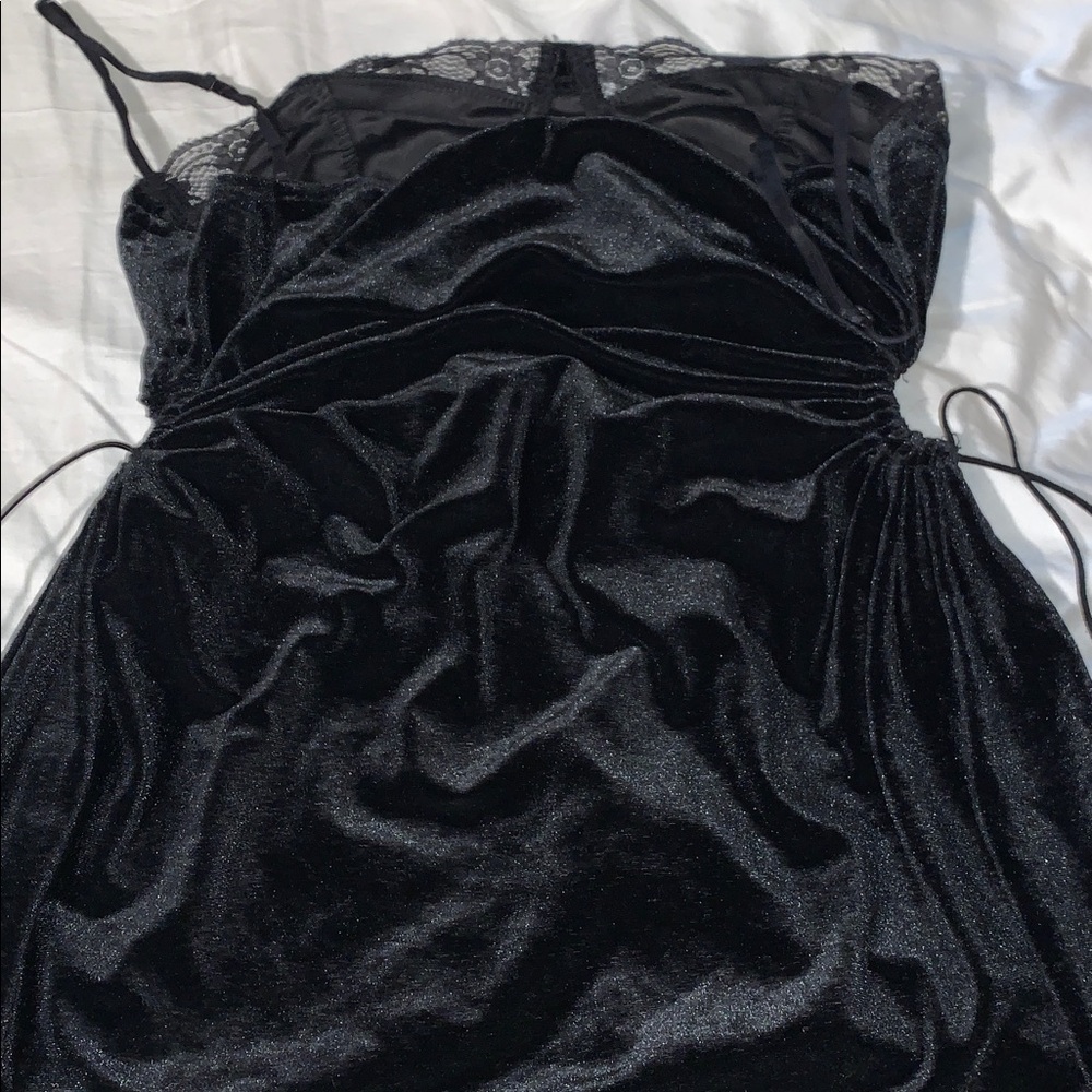 BLACK MINI DRESS‼️‼️ - Picture 6 of 7